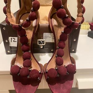 Azzedine Alaïa Bombe T-Strap Suede Sandals